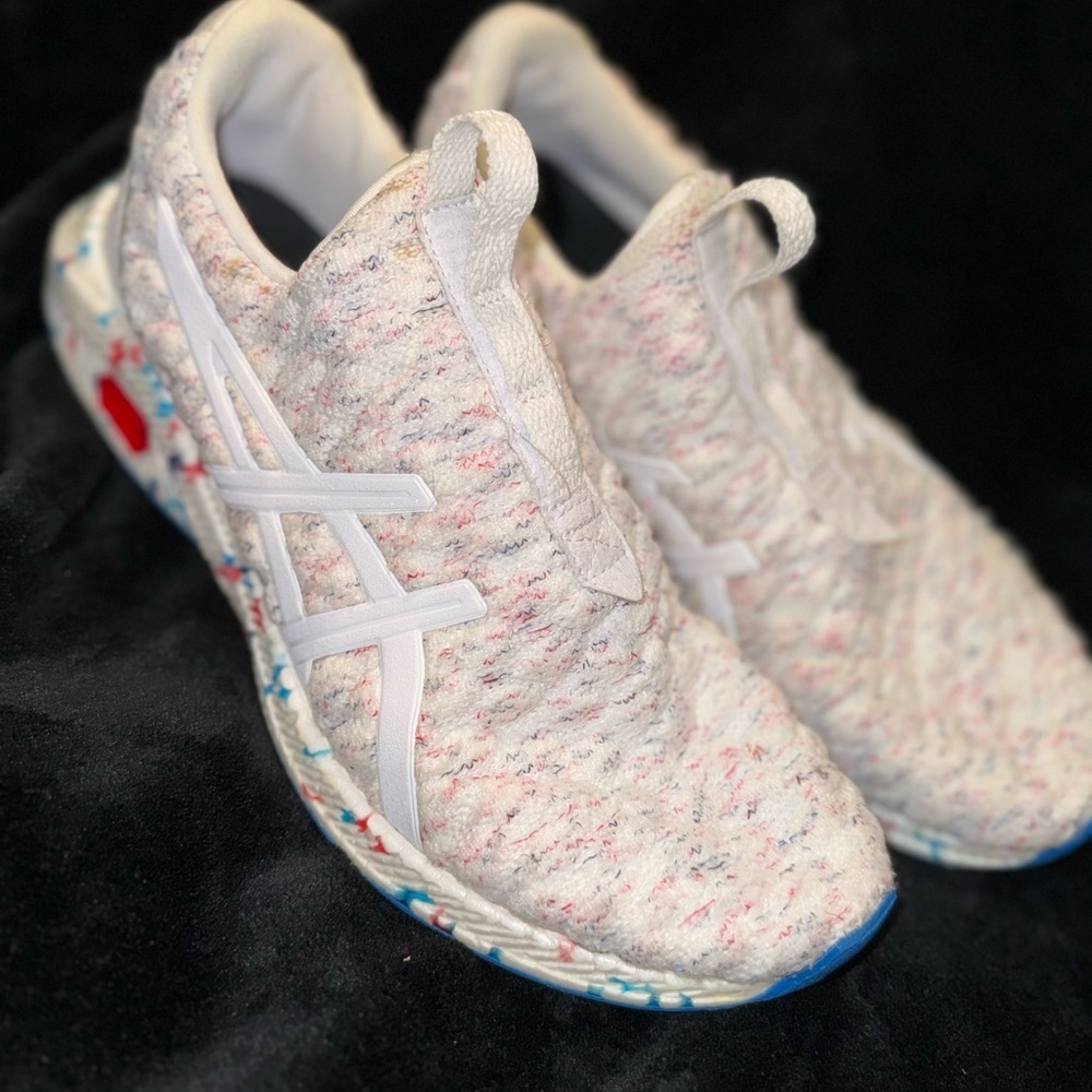 HyperGel Kenzen 'White Multi-Color'
ASICS Sneakers Size 9.5